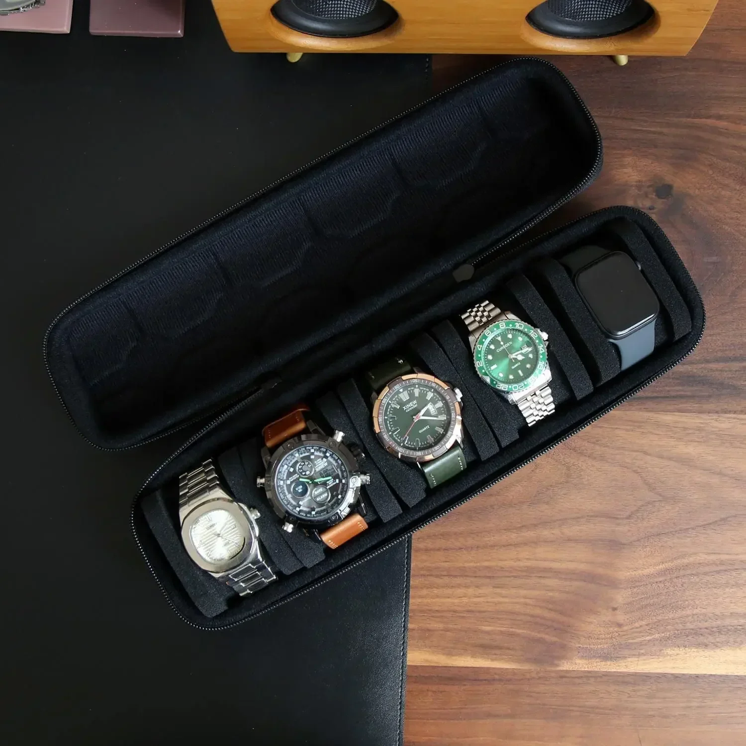 Watch Box Organizer For Men or - مراجعة Tag Watches Smartwatch وسعره