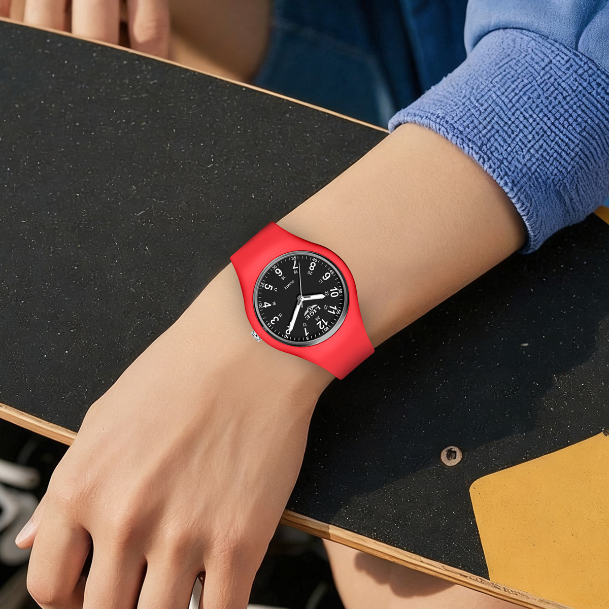 Fashion LIGE Top Brand Hot Sal - مراجعة Smartwatch Watches Brands For Women وسعره