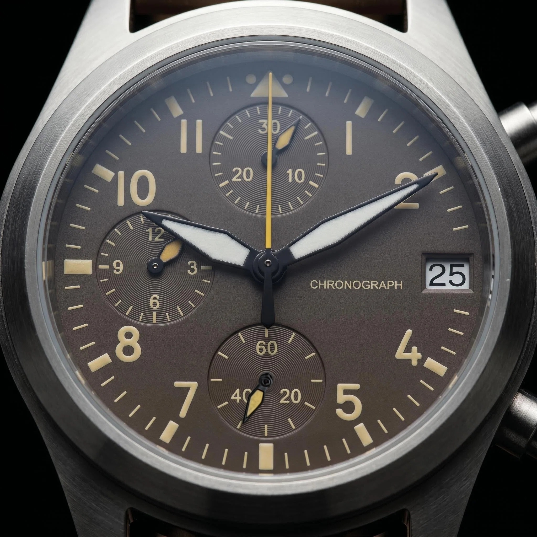 Men's 38mm Steel Dive Vintage  - مراجعة Leather Watch Strap وسعره