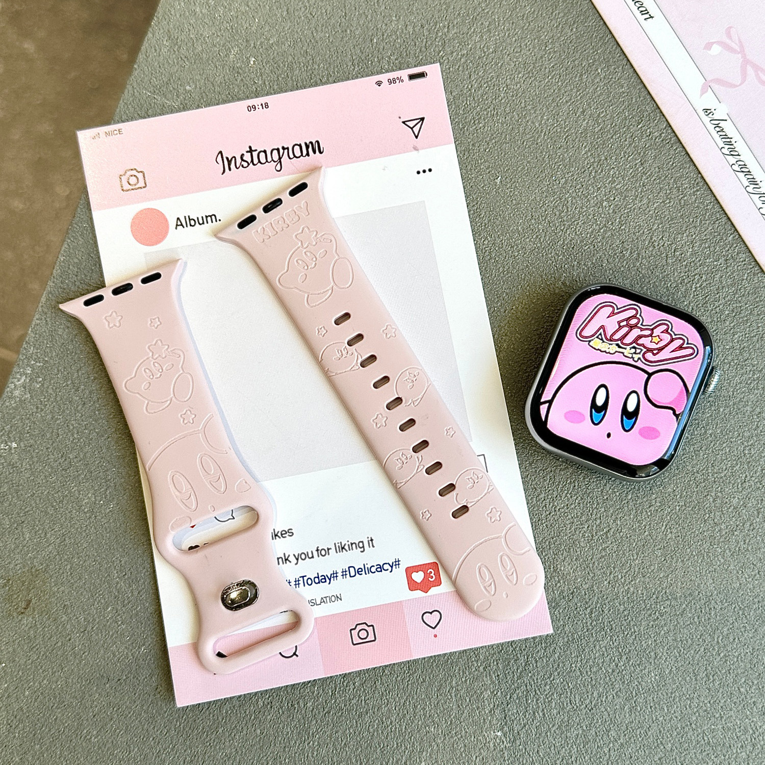 Kawaii Kirby Apple Pink Watch  - مراجعة Apple Watch Band وسعره