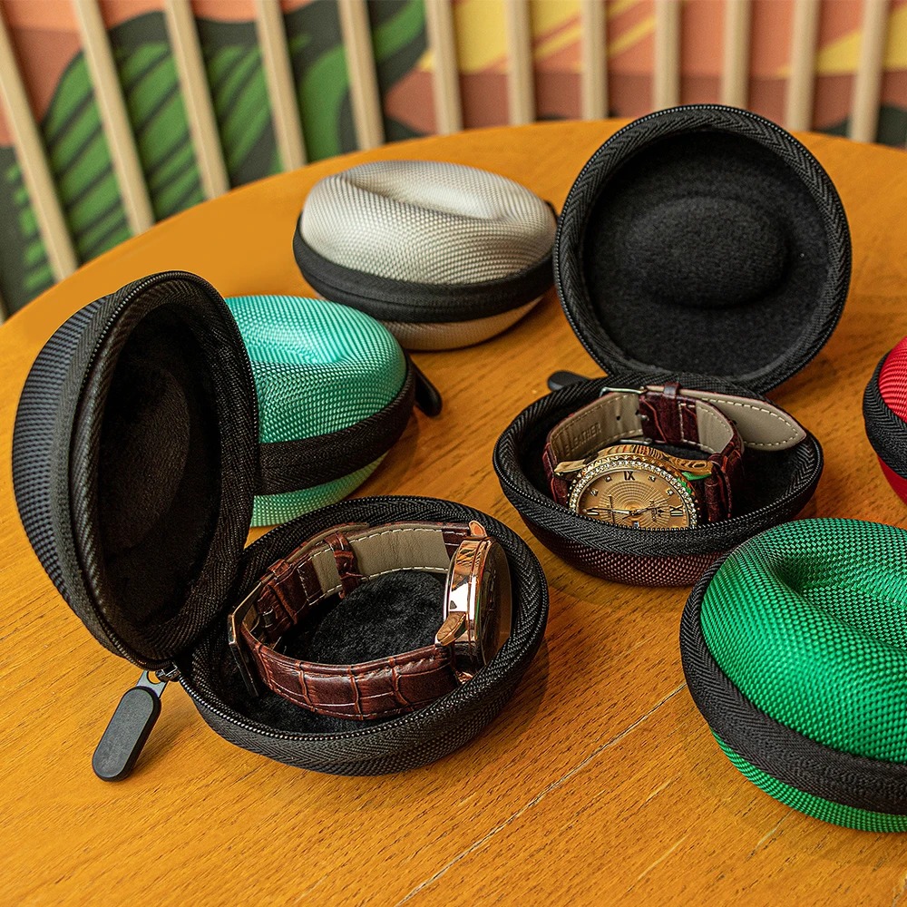 Man Watch Box Organiser Hard E - مراجعة Tag Watches Smartwatch وسعره