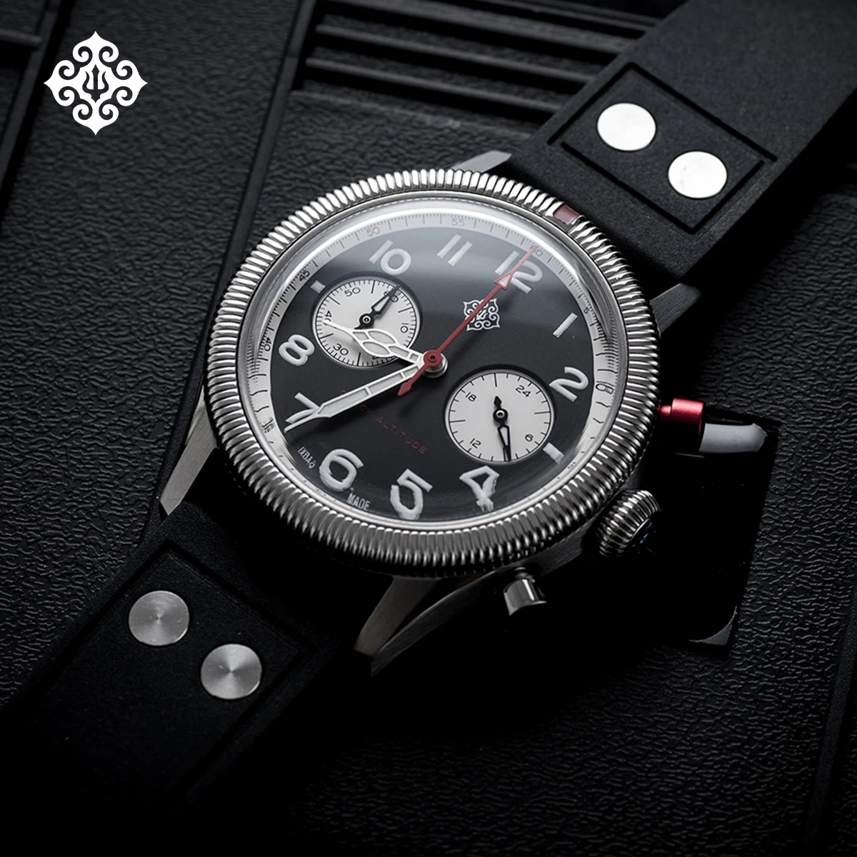 IXDAO 2025 New Pilot 39mm VK64 - مراجعة Solar Powered Watch وسعره